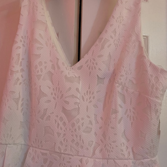 Dress - Picture 4 of 4